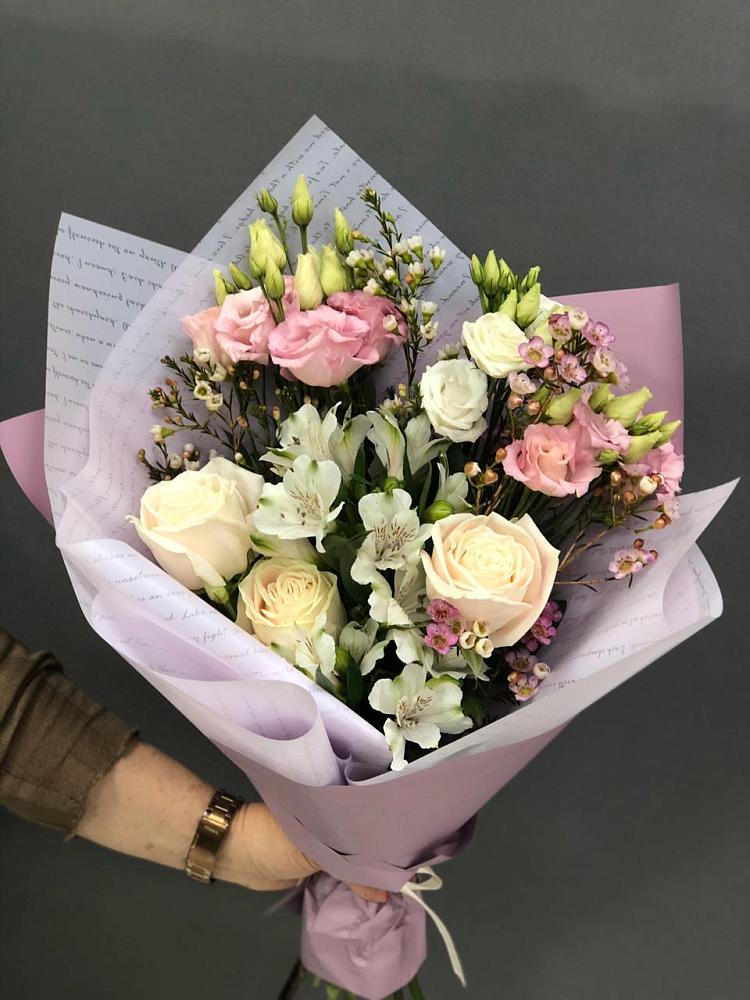 Букет цветов из: Альстромерии, Розы и Лизиантусы в Булгаково Башкортостан