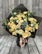 Букет цветов из:  Розы и Лизиантусы #REPLACE_PRED# Булгаково Башкортостан