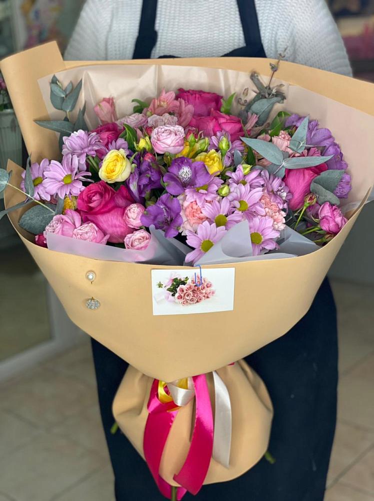 Букет цветов из: Хризантемы, Гвоздики и Альстромерии в Булгаково Башкортостан