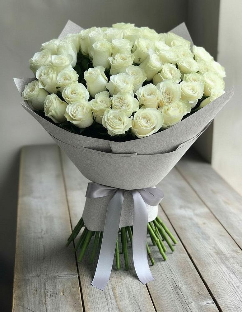 Букет 35 Белых роз в Булгаково Башкортостан