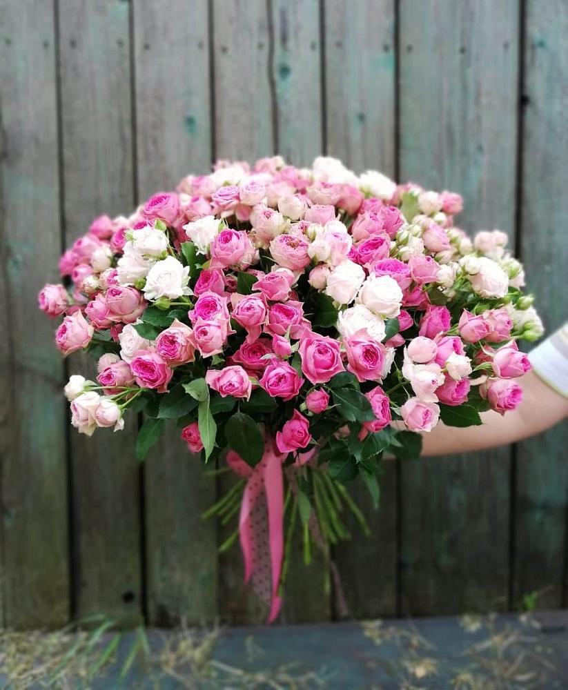 Букет Розовые кустовые розы Натали и Лав Лидия в Булгаково Башкортостан