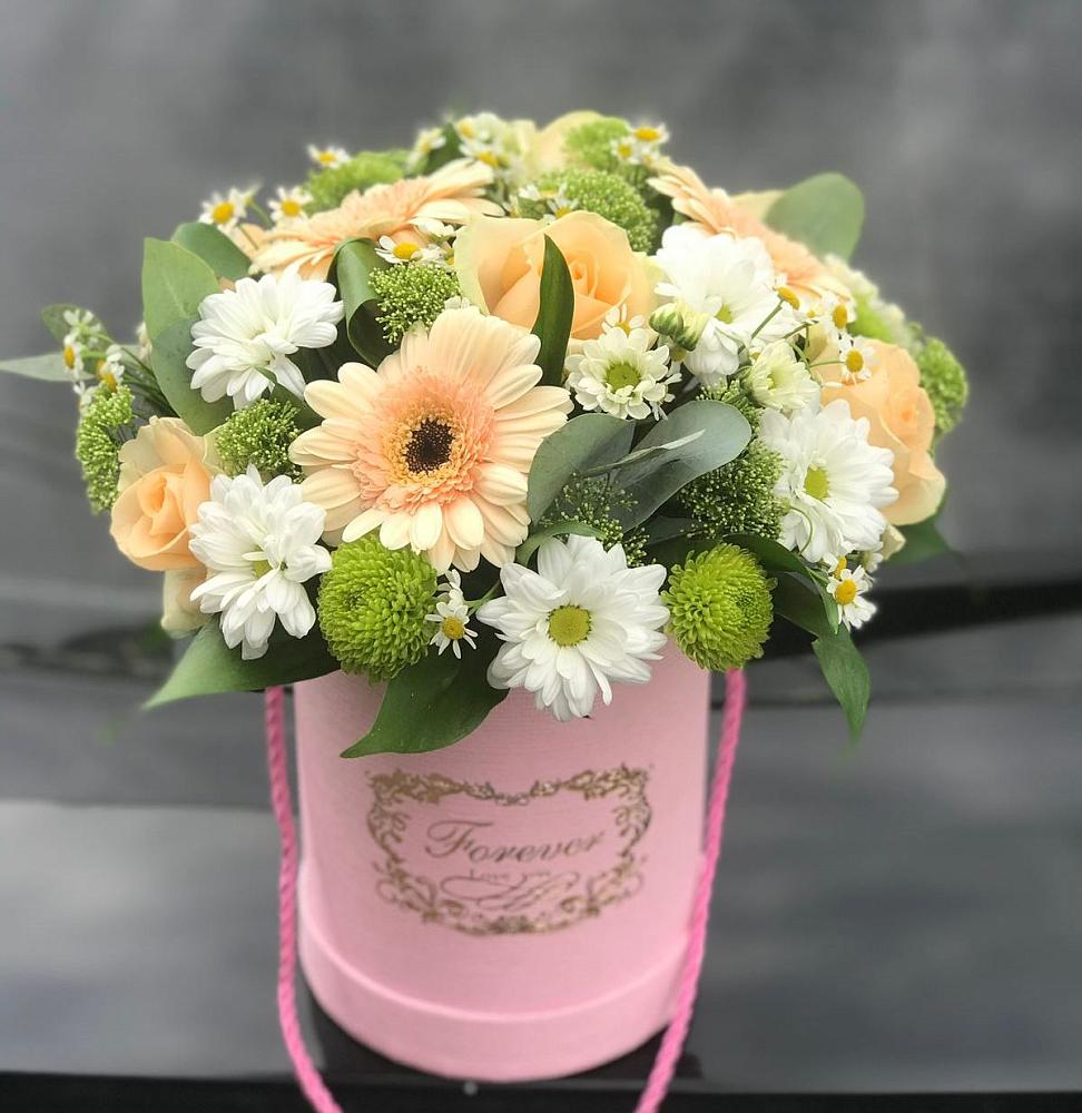 Цветочная композиция из Розы, Герберы и Хризантемы в шляпной коробке в Булгаково Башкортостан